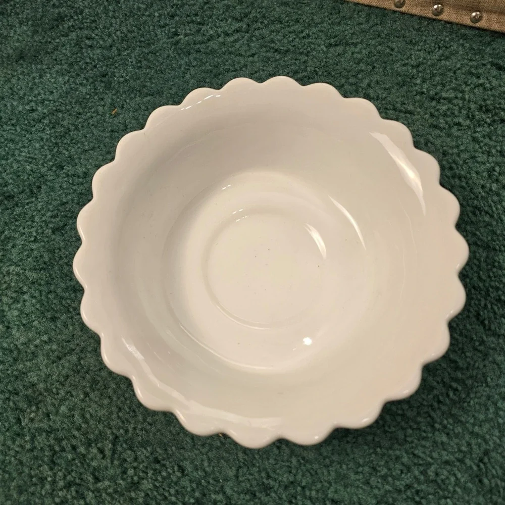 Fenton Mid-Century Hobnail‎ White Scalloped Edge Milk Glass Bowl Cottagecore